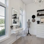 Stunning Custom Built Country Home and Shop!