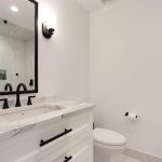 Stunning Custom Built Country Home and Shop!
