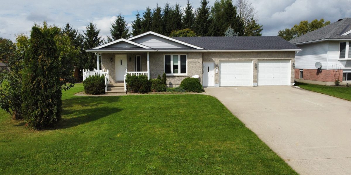 Family home w/added living accommodations in the lower level