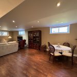 Absolutely immaculate & beautiful semi in move in condition!