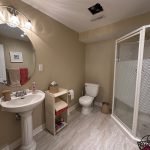 Absolutely immaculate & beautiful semi in move in condition!