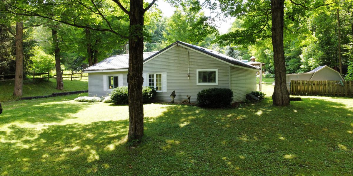 Your Private Country Oasis Awaits!