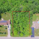 Dream building lot with lots of mature trees for privacy