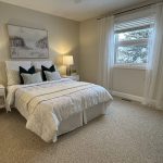 STUNNING TURN-KEY SEMI BACKING ONTO GREEN SPACE!