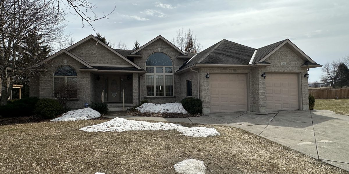 This absolutely beautiful 1900 sq ft Bungalow awaits you…