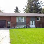 Spacious & bright family home in excellent location on deep lot!