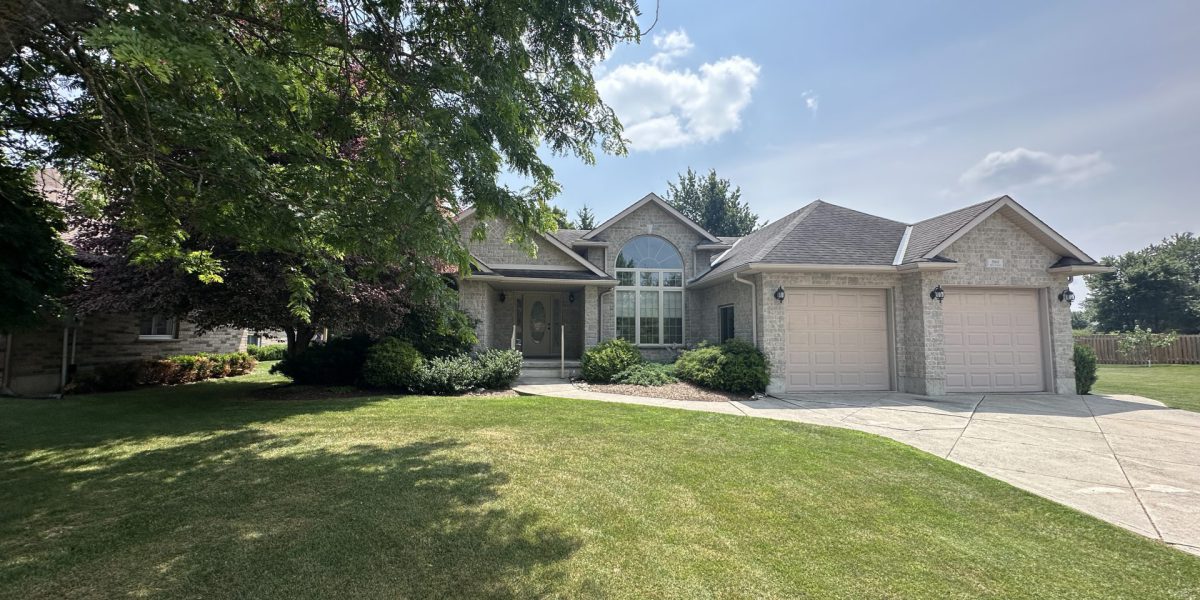 This absolutely beautiful 1900 sq ft Bungalow awaits you…